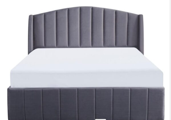 SEPHORA VELVET BED